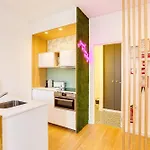 Vibes - T1 Moderno No Centro Do Com Ac, By Hopstays Daire Porto