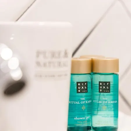 Vibes - T1 Moderno No Centro Do Com Ac, By Hopstays Apartamento *