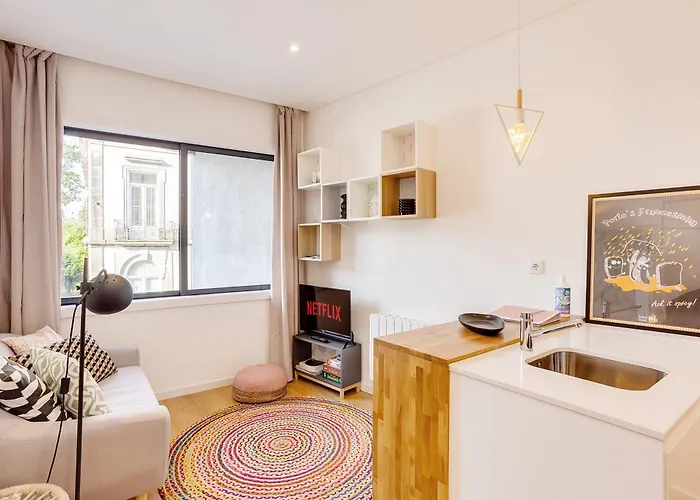 Vibes - T1 Moderno No Centro Do Com Ac, By Hopstays 아파트